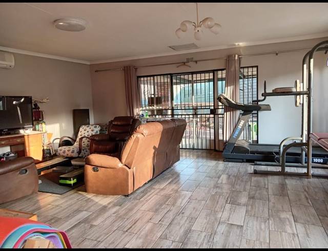 4 BEDROOM HOUSE FOR SALE IN DALPARK PROPER